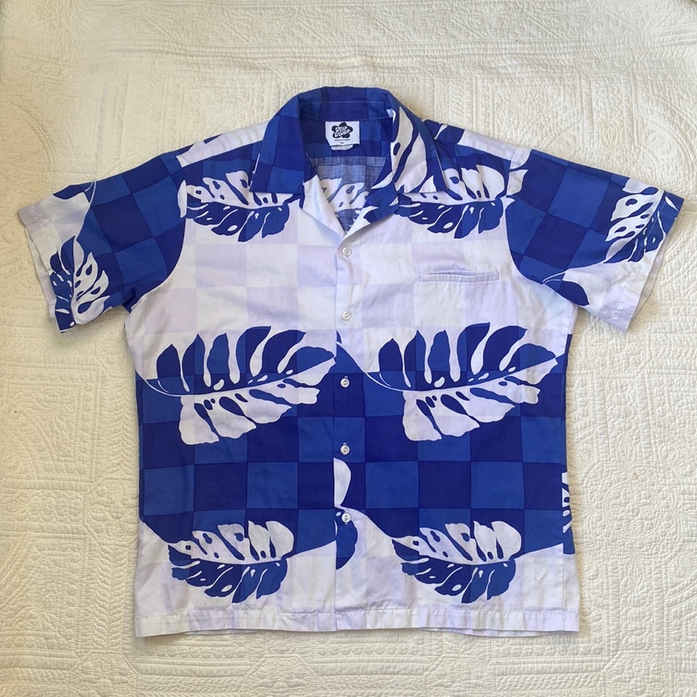 Vintage Short Sleeve Button Up Hawaiian Shirt